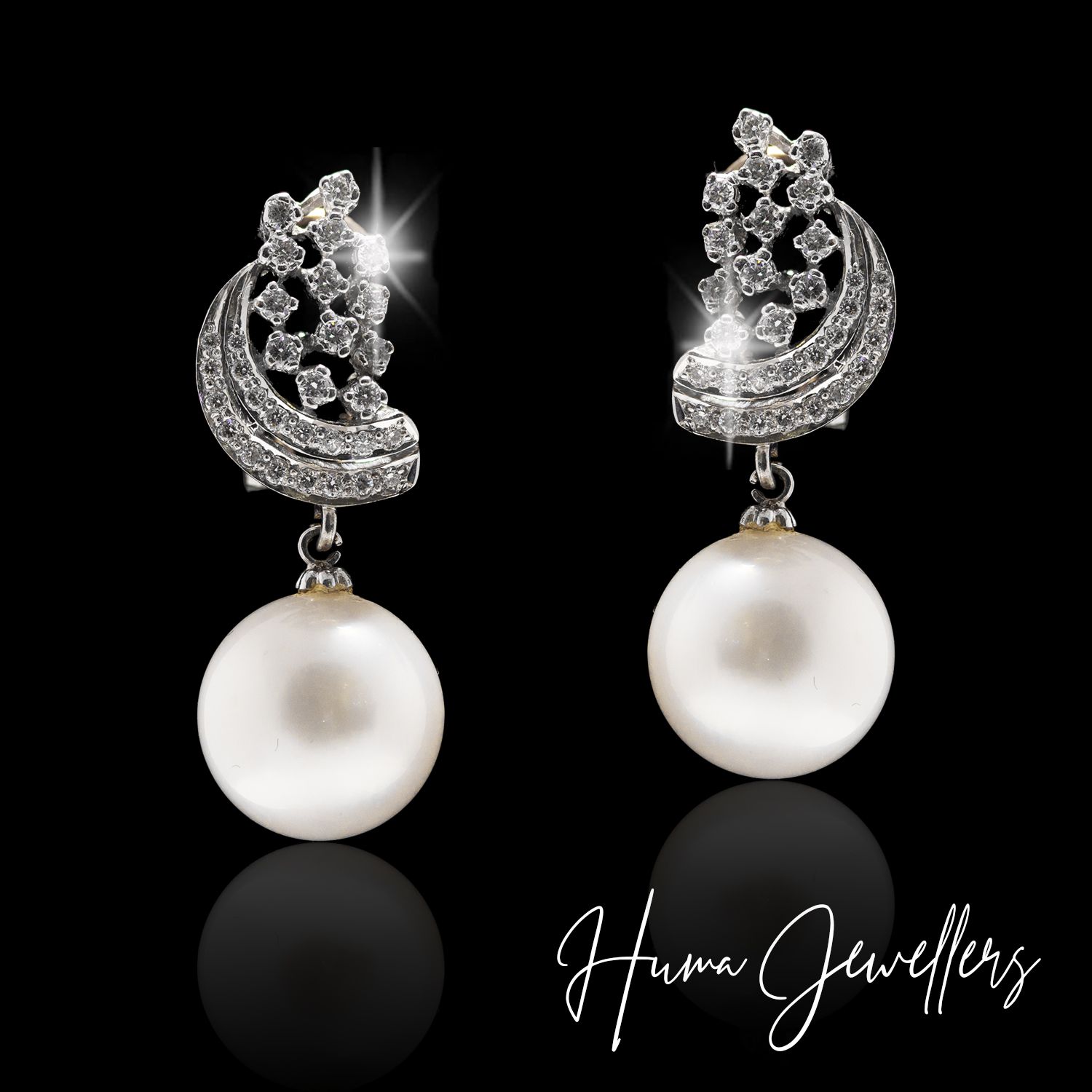 classic women tops earring design in 21 karat gold and south sea pearls half moon karachi pakistan huma jewellers