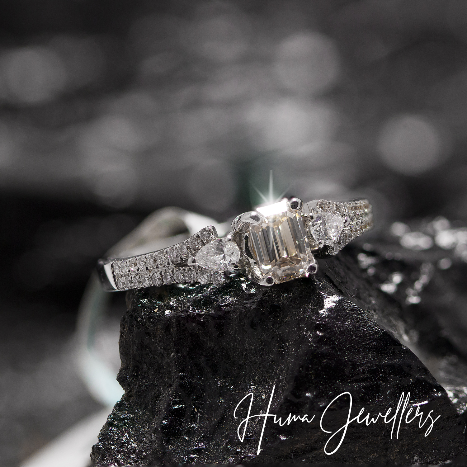 modern women wedding engagement solitaire ring design in diamond huma jewellers karachi pakistan