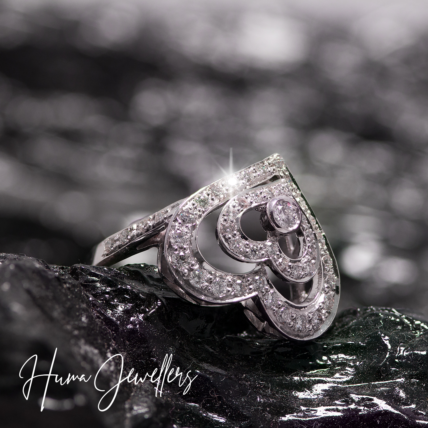 modern women wedding engagement solitaire heart ring design in diamond huma jewellers karachi pakistan